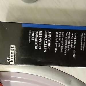 Pore purifying cleaner